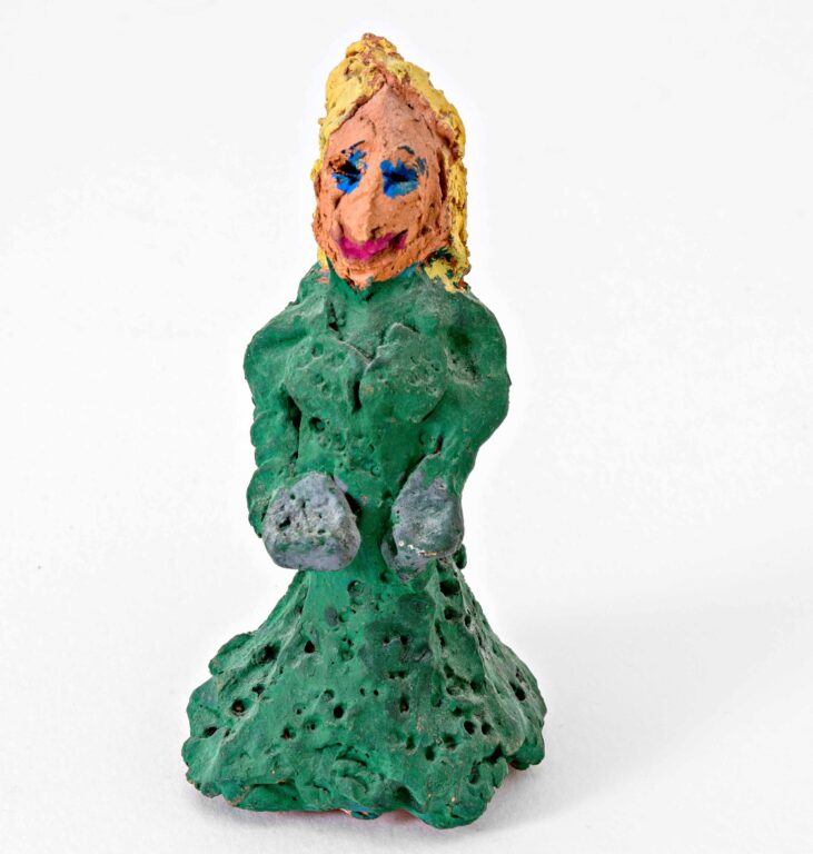untitled (green princess) - Louise Tournay 
