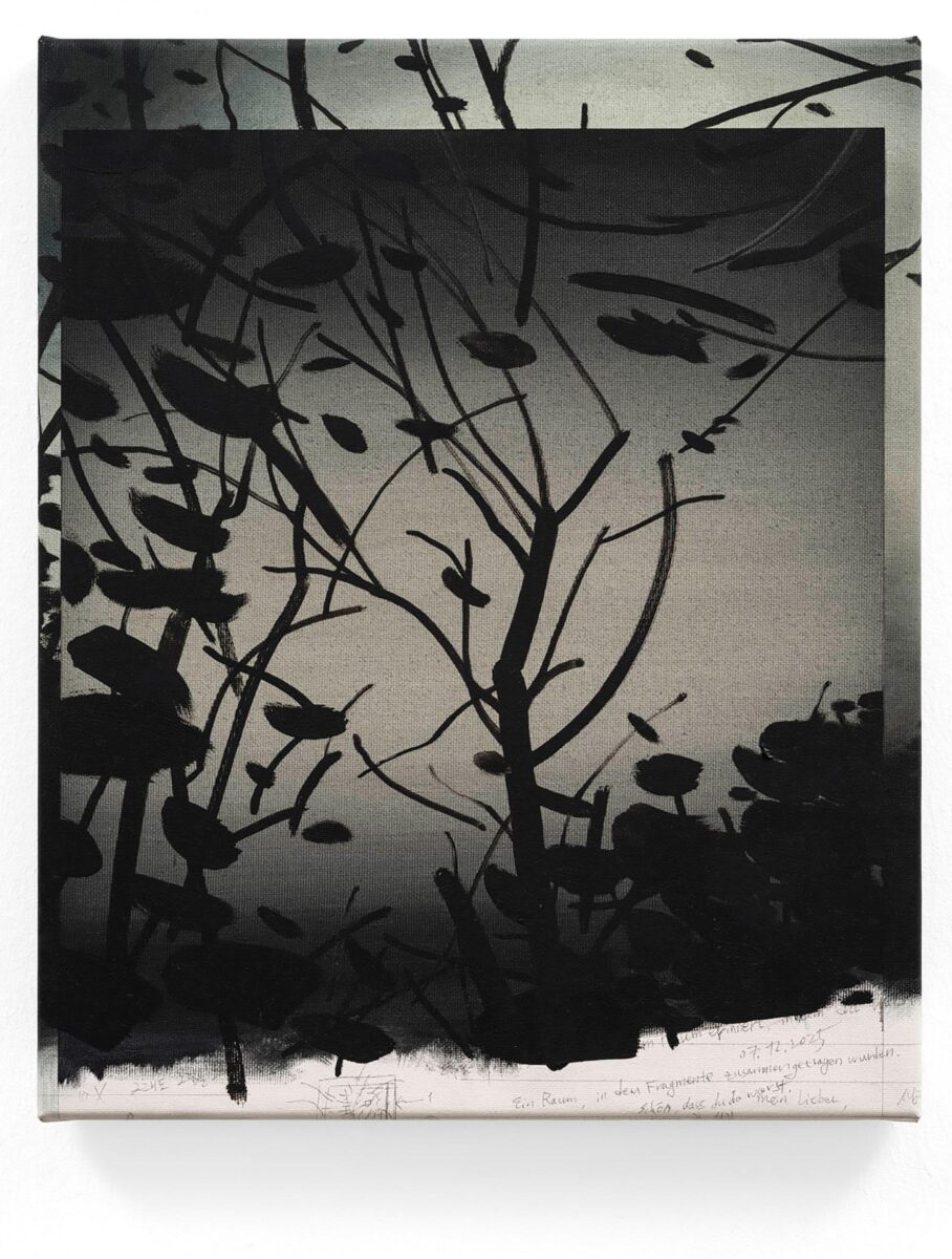 Walks (Hill of Poet Yoon Dong-ju, Seoul) - Kyuhyun KIM 