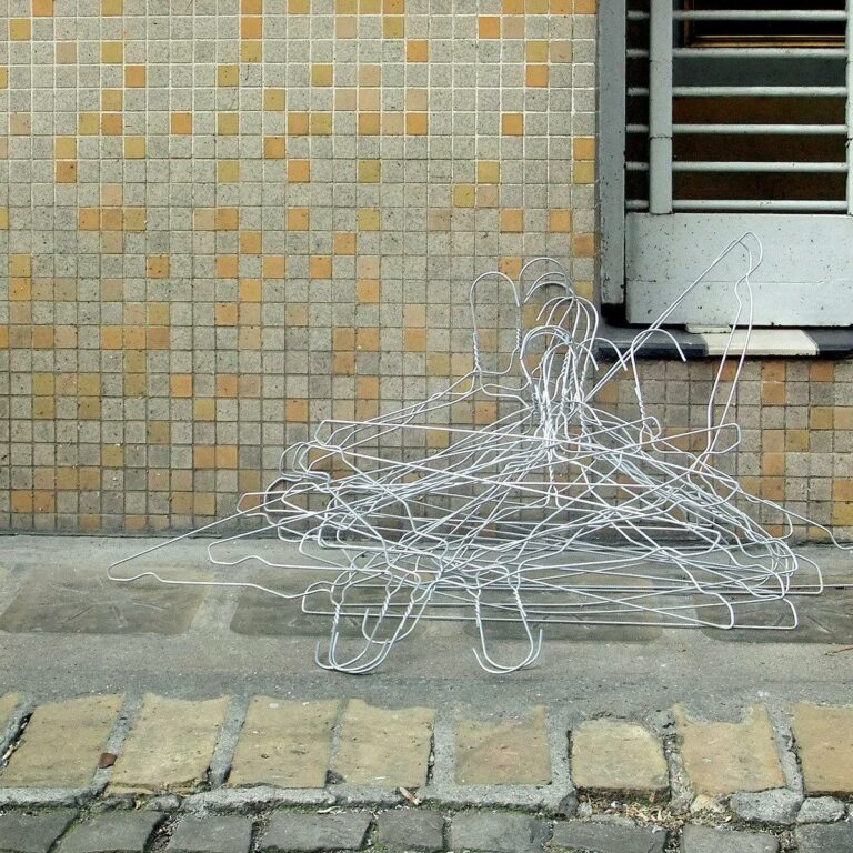 hanging around - Oskar Friese 
