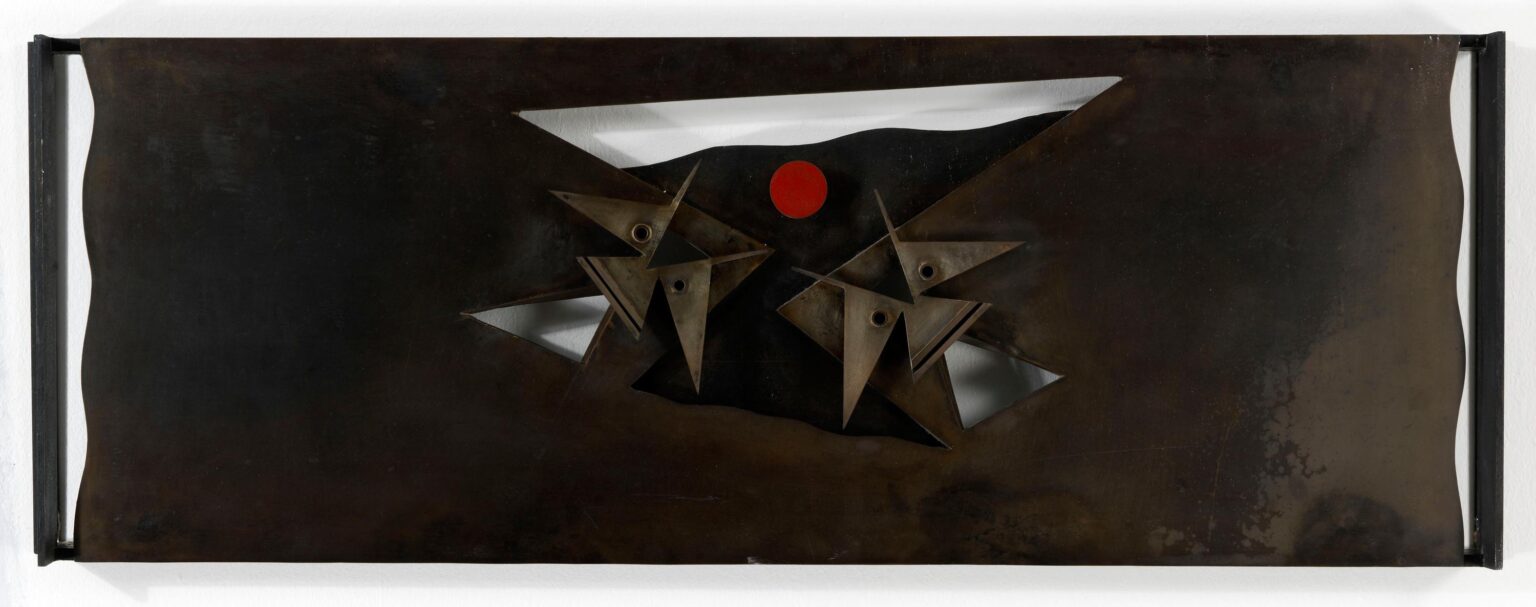 Wandrelief - Hans Uhlmann Lea Gryze, Ekta-Hinweis: Tiff, Import: jpg, file size: high resolution (2511 x 6357 px)