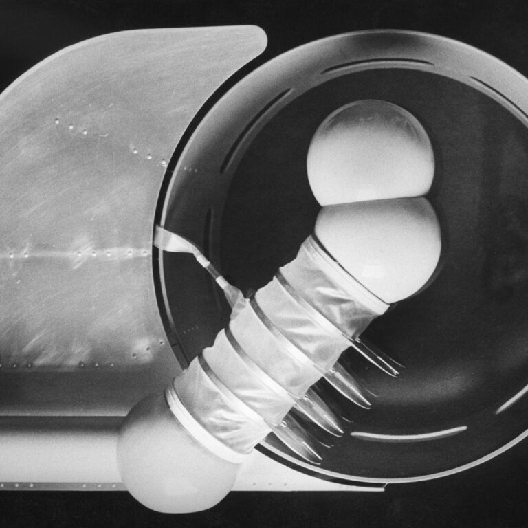 Apparat (Prototyp 7) - Walter Pichler 