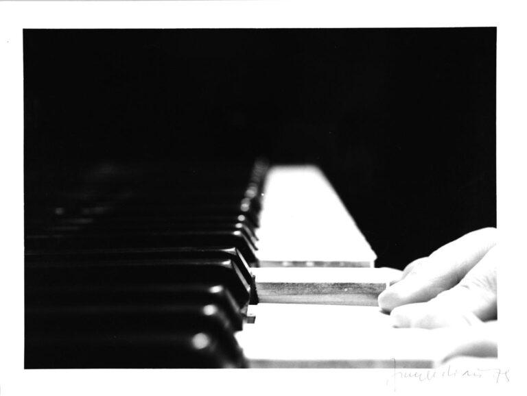 Musik is Easy - Giuseppe Chiari 