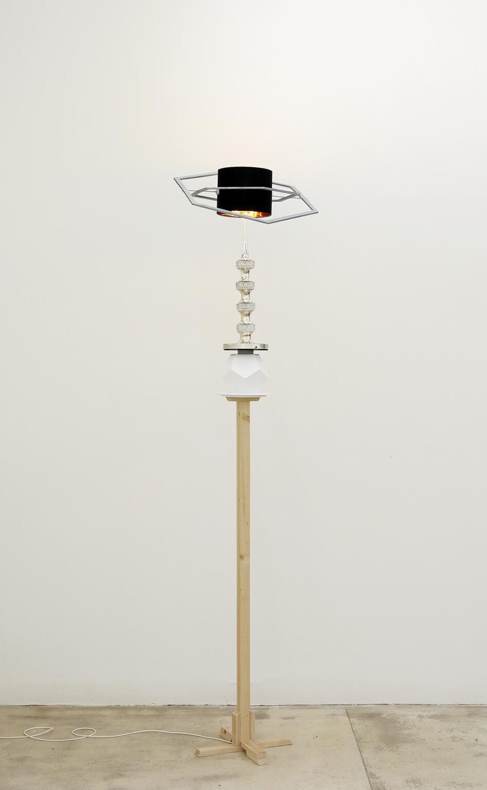 Saturn and Beyond - Björn Dahlem 