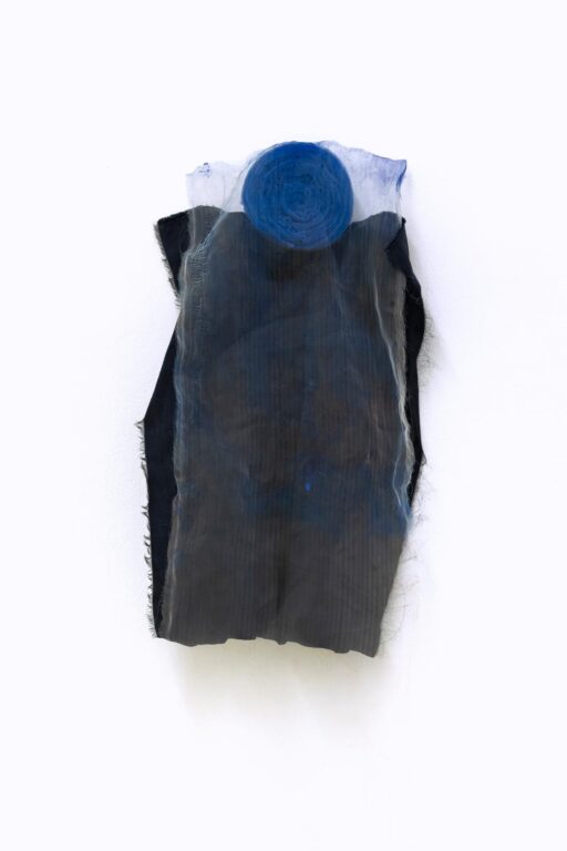 in the beginning there was time as if splashed with bouncy eye masks an experience in stretched yellow or a bee might be a star of a great drama<br />
as if splashed with bouncy eye masks <br />
an experience in stretched yellow <br />
or a bee might be a star of a great drama (07) - Astrid Svangren 