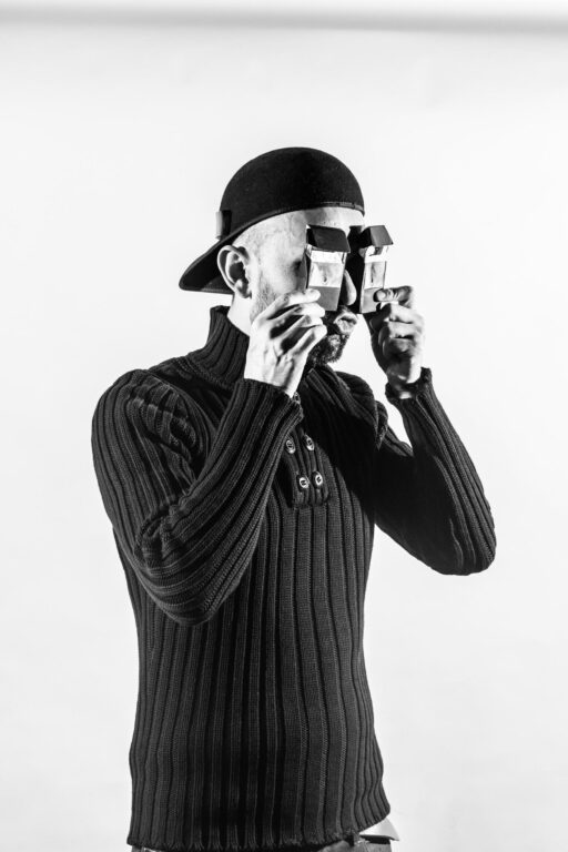 Ojos de Garganta (A) - Isaac Olvera 