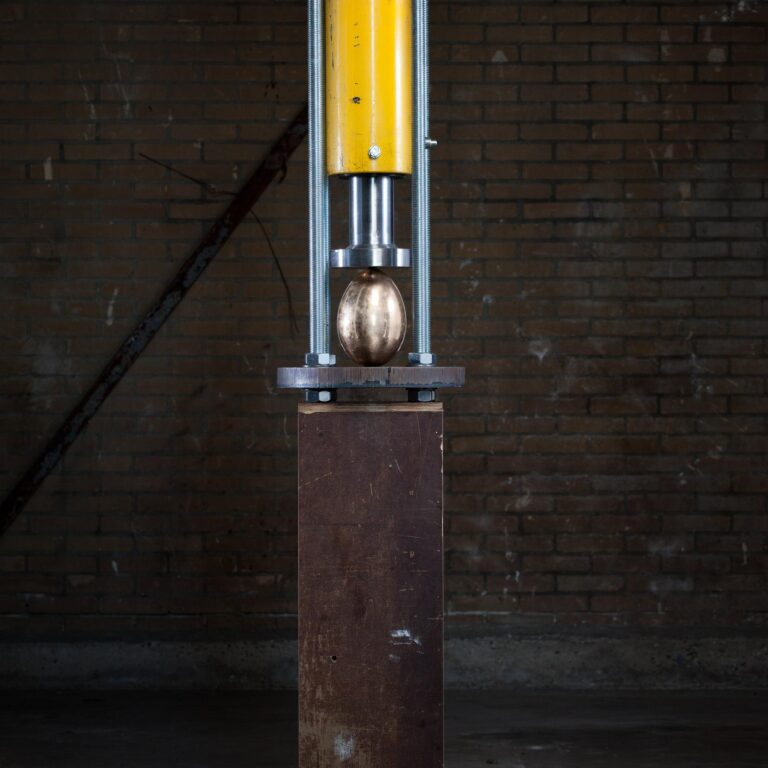 Egg Press - Atelier Van Lieshout 