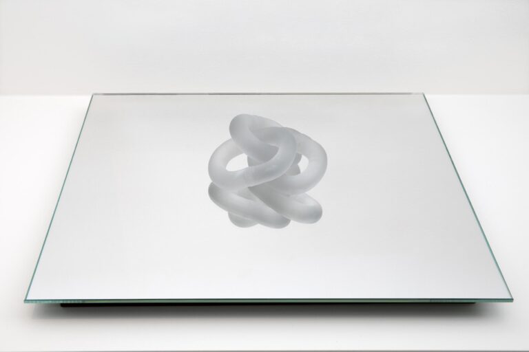 Come On Home/grey - Monica Bonvicini 