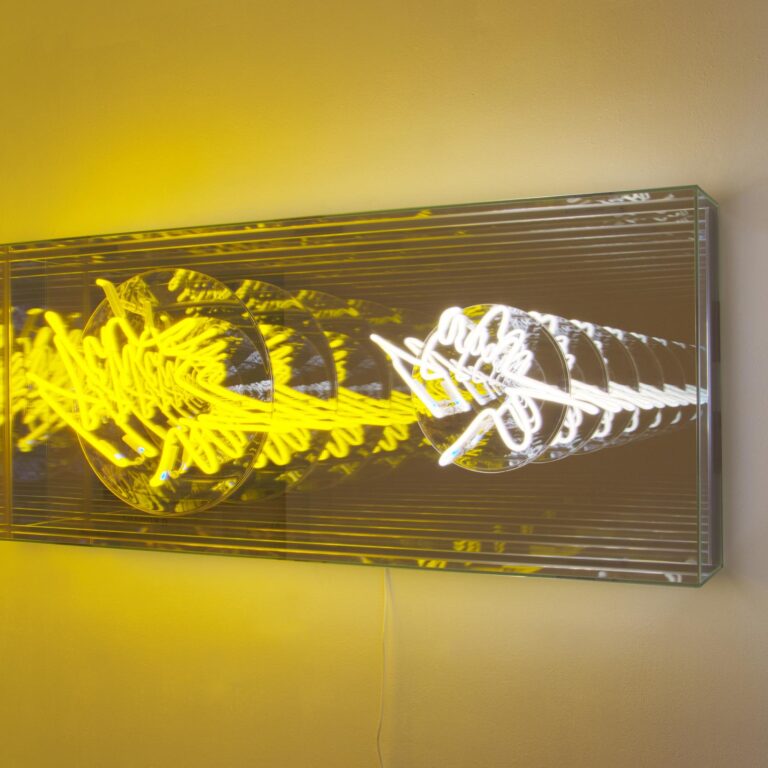 Think Tank - Brigitte Kowanz 