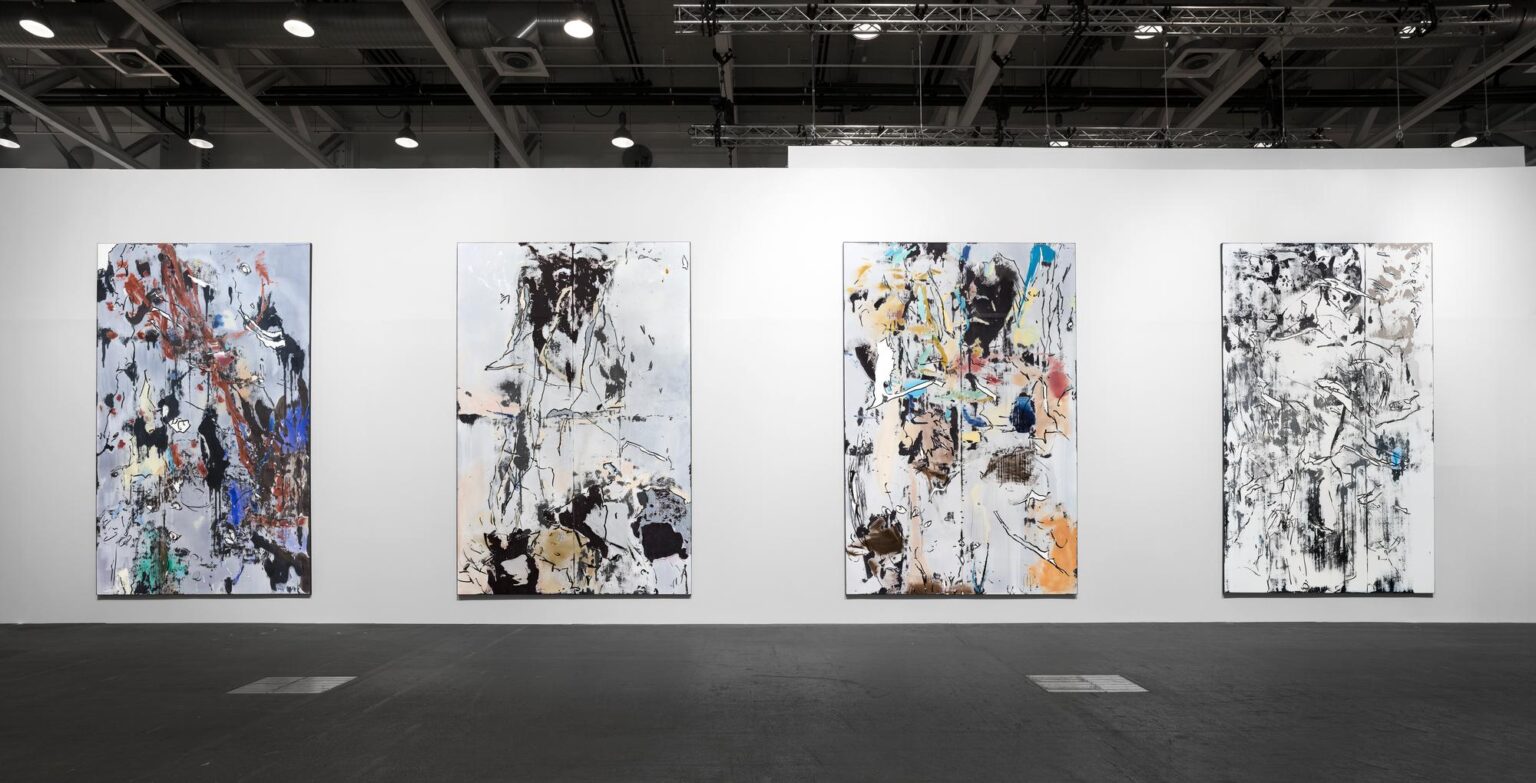 Four Seasons Between Summer and Fall - Secundino Hern&aacute;ndez 