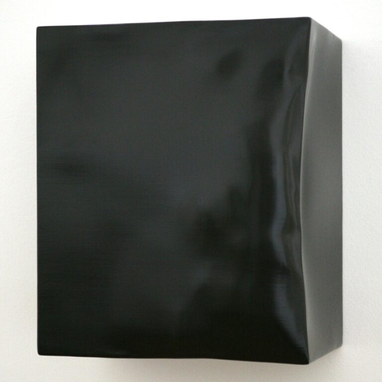 Growth (Mud) - Angela de la Cruz 