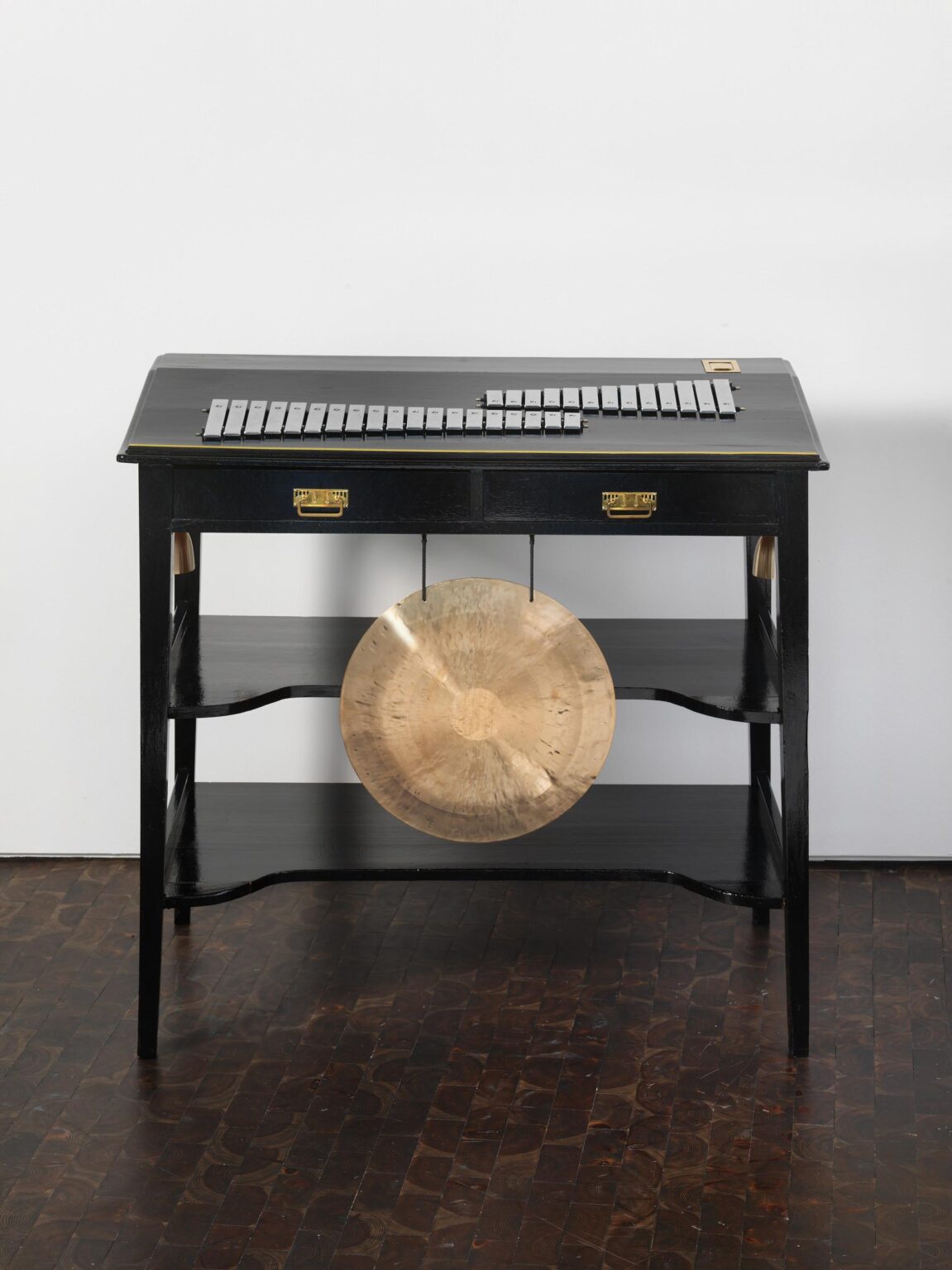 Music Room Darmstadt, Secretaire Glockenspiel, Gong and Bells - Nevin Aladağ 