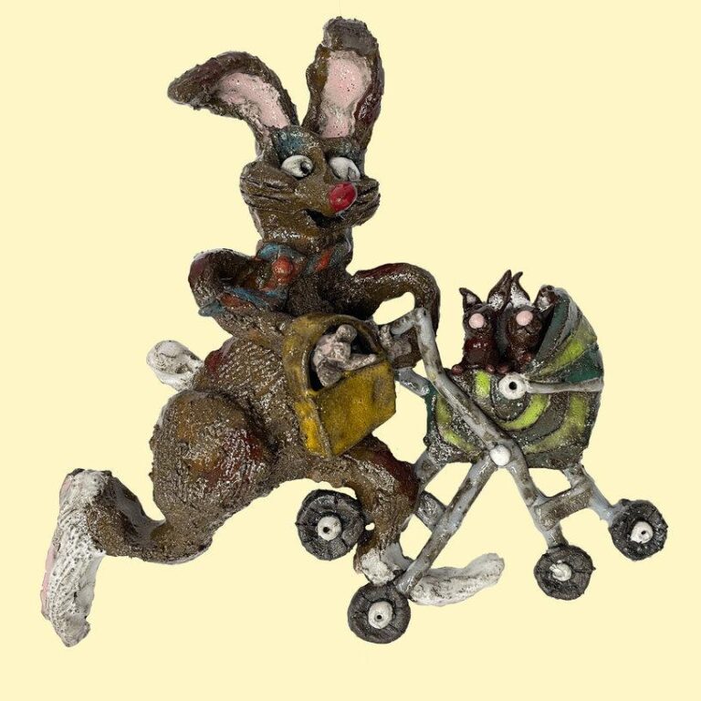 Single Parent Bunny - Ju Aichinger 