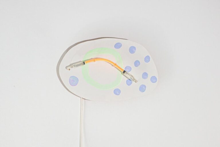 BETWEEN APRIL AND SUN - Raphaela Riepl 