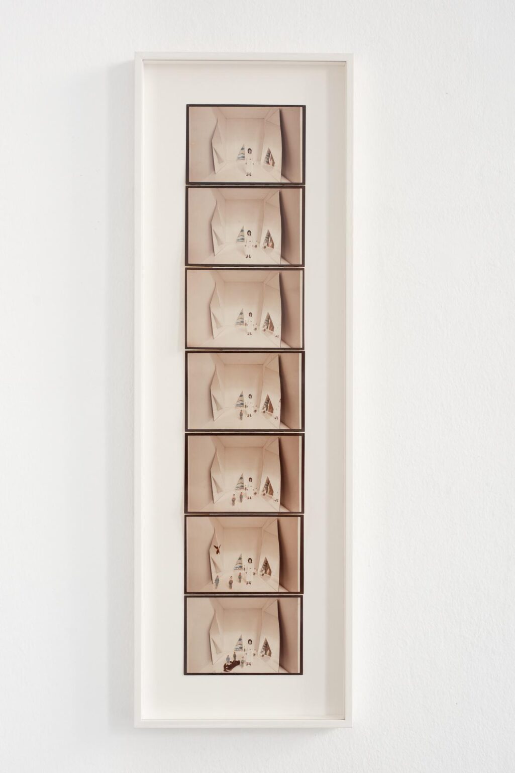 G(r)auzone, 7-teilige Serie, Leporello - Margot Pilz 