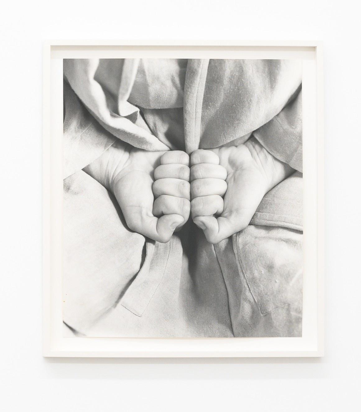 o.T. (H&auml;nde) - Margot Pilz 