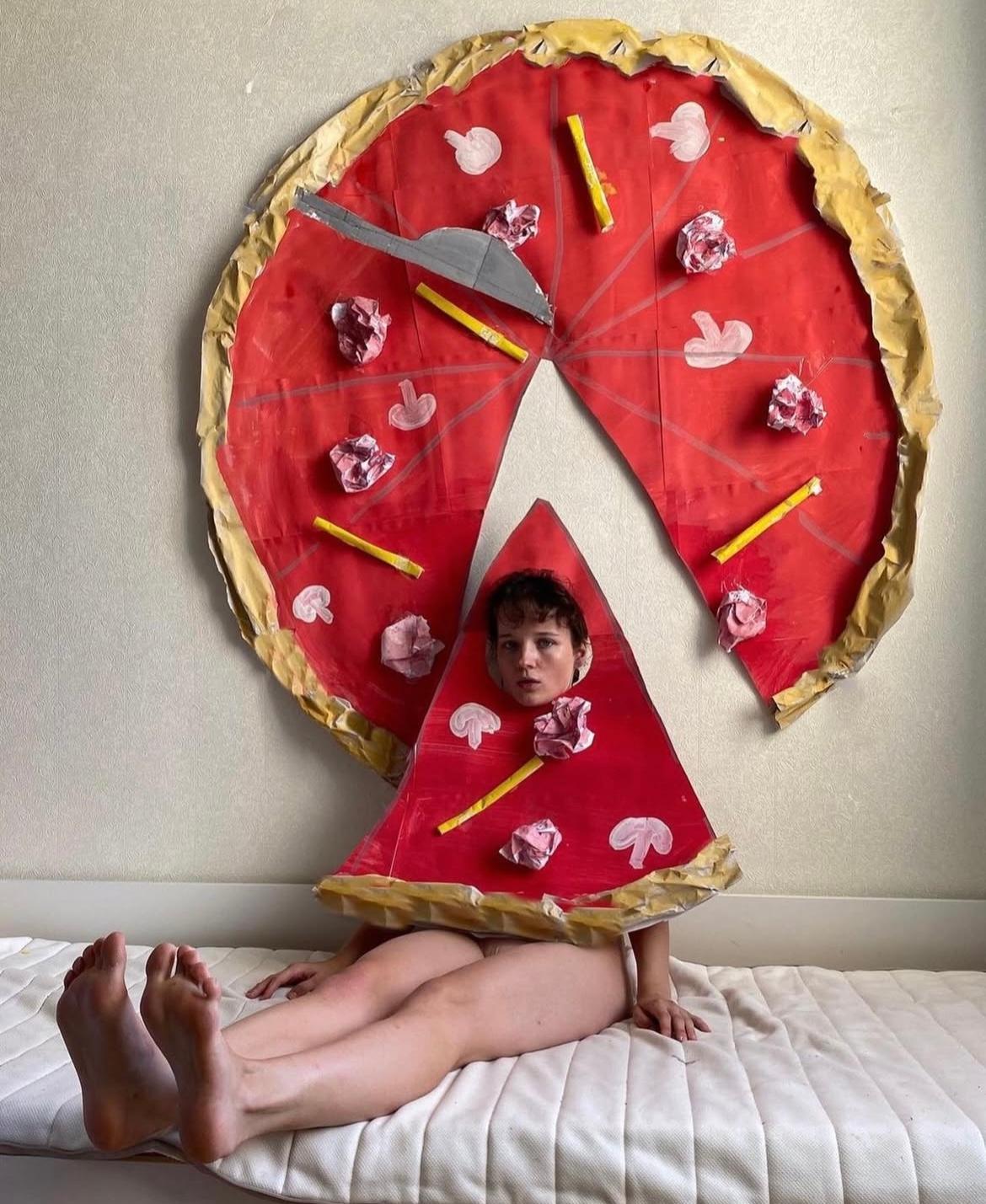 The pizza - Maya Golyshkina 