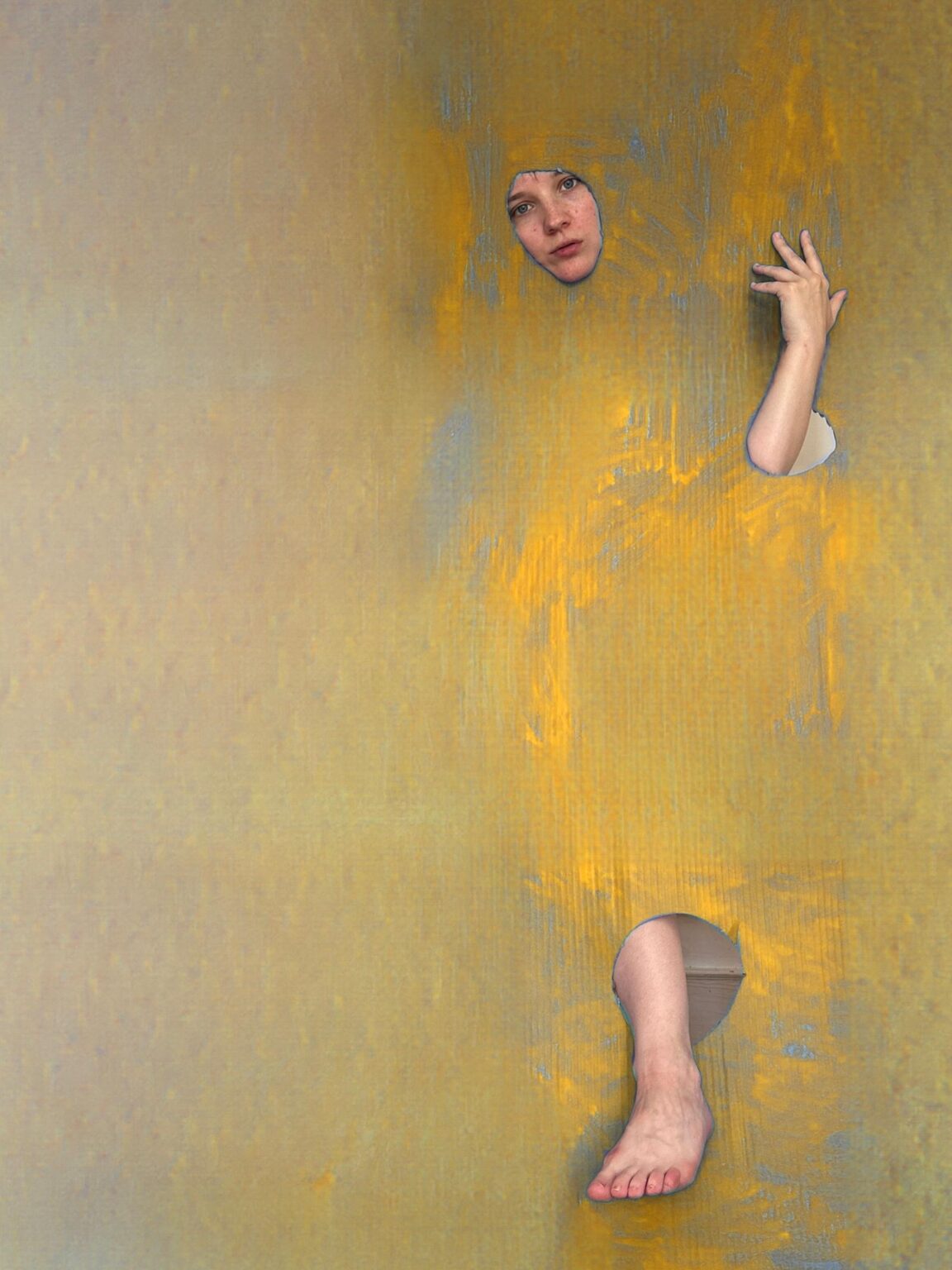 The yellow - Maya Golyshkina 