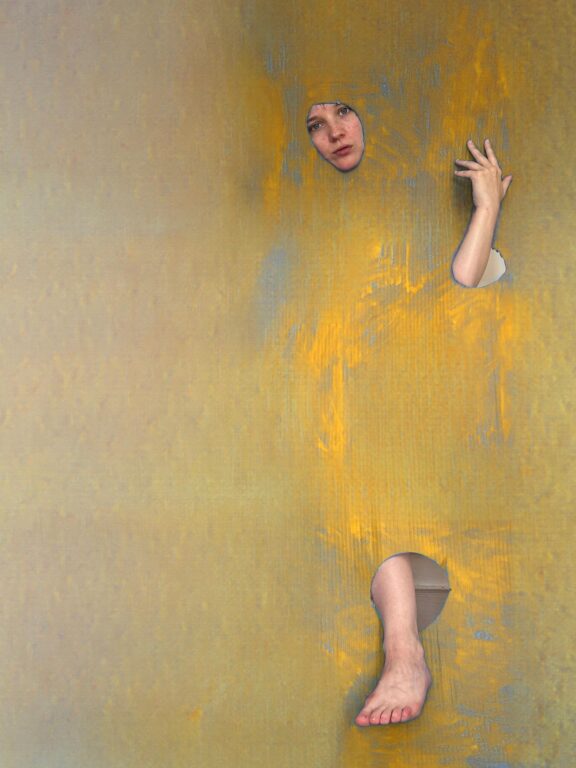 The yellow - Maya Golyshkina 