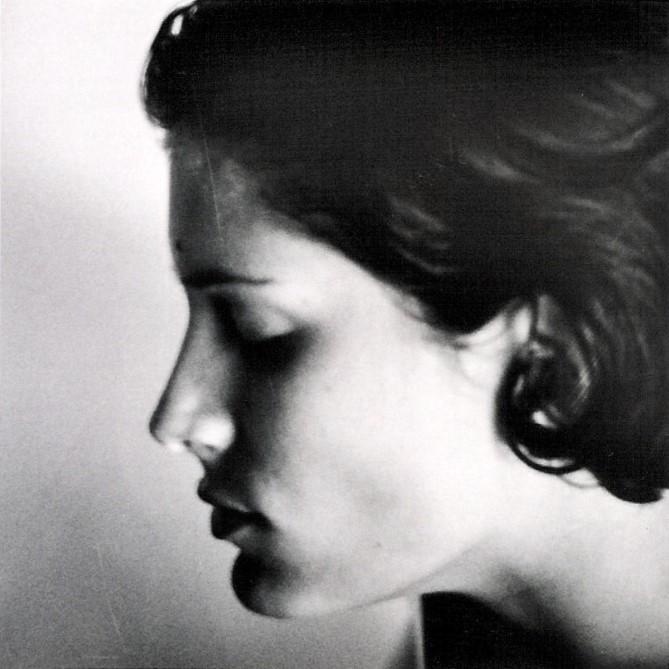 Health Beauty Series, Louise - Henry Bond 