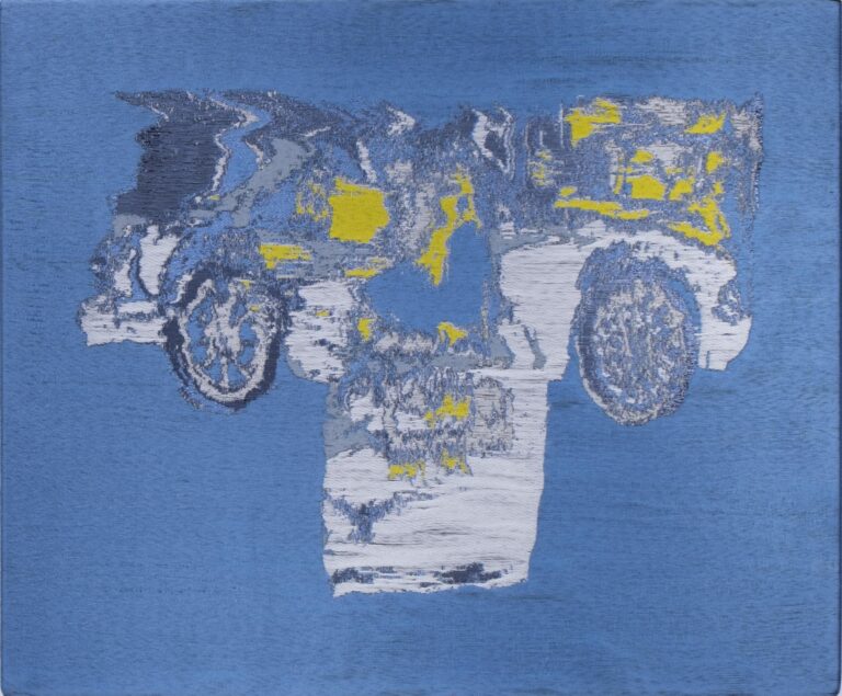 white fox blu - Constanza Camila Kramer Garfias 