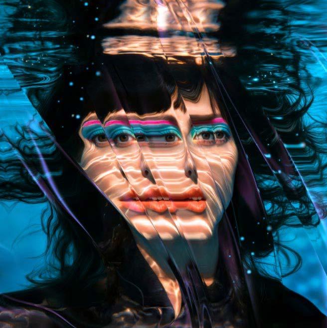 LIQUID IDENTITIES #4 - Betty Mü 