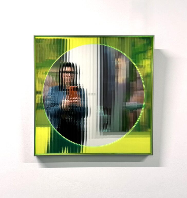 DIS P L A C E D Mirror / green - Betty Mü 