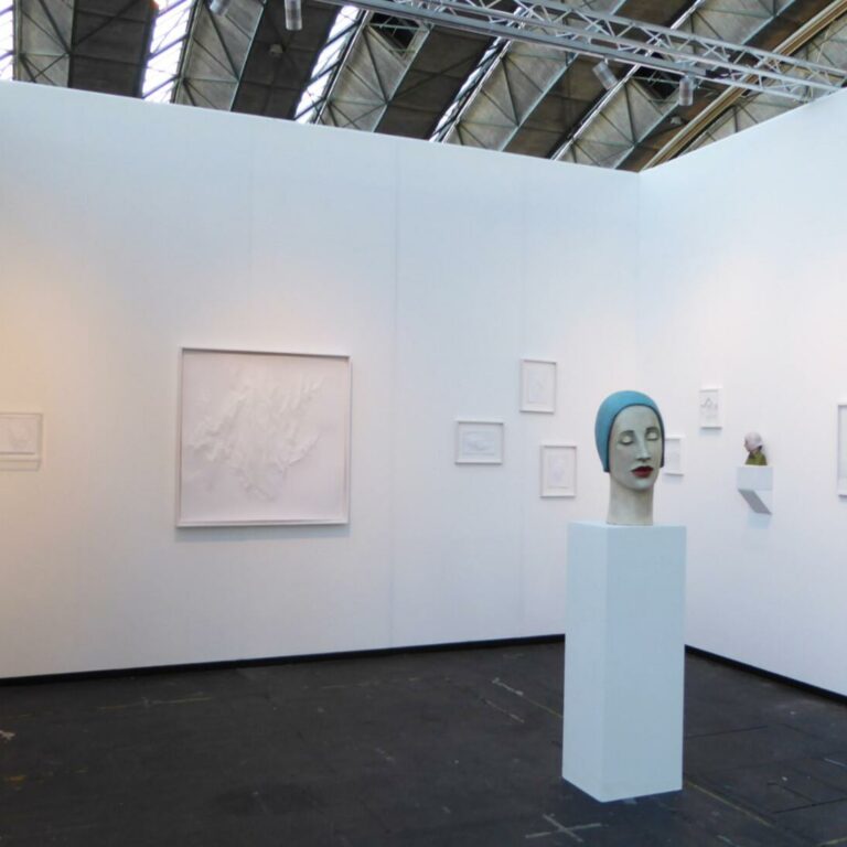 ART ON PAPER AMSTERDAM - AJA VON LOEPER, ESTHER GLÜCK 