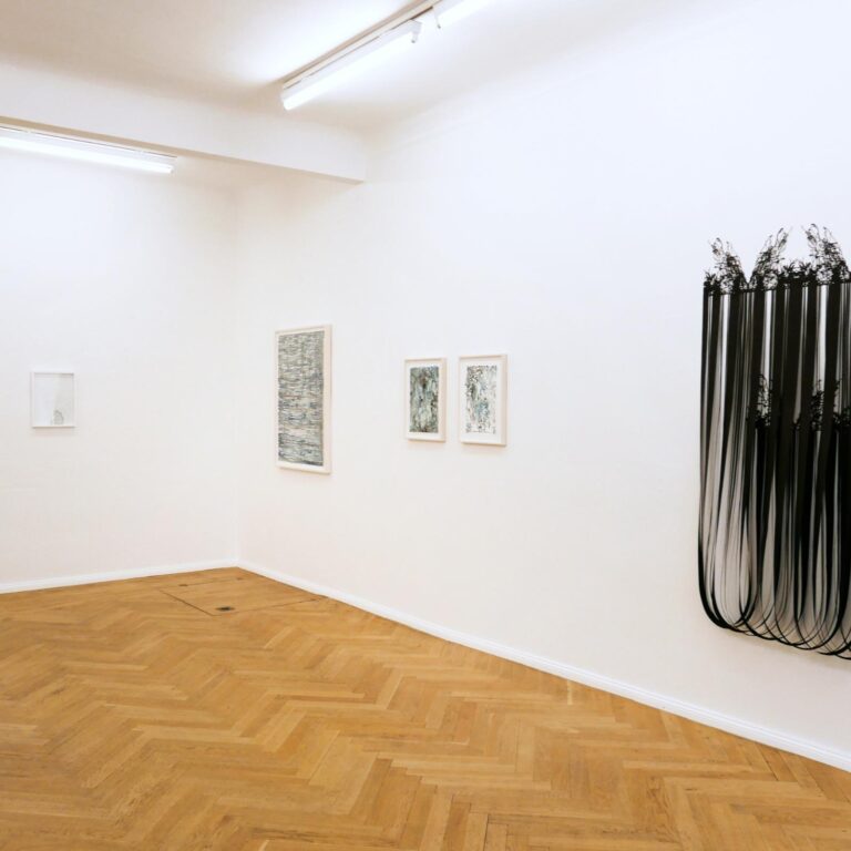 Stille Wasser - DORTHE GOEDEN, ESTHER GLÜCK, ULRIKE HEYDENREICH 