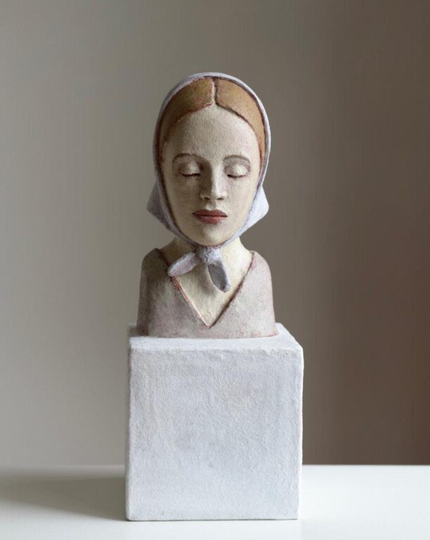 Junge Frau mit Kopftuch - ANNETTE MEINCKE-NAGY 