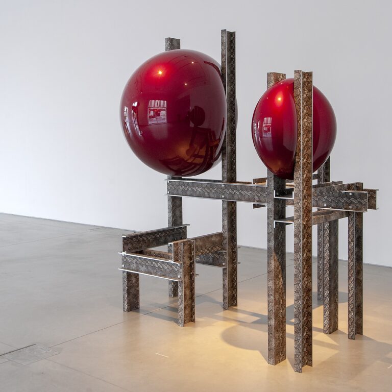 Siobhán Hapaska at John Hansard Gallery 