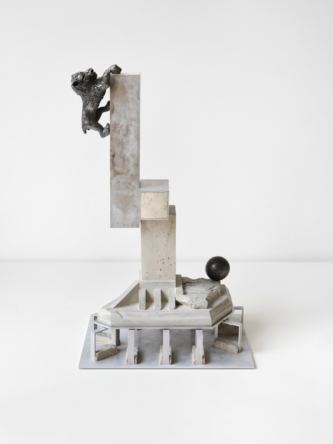 Medici Lion - Siobh&aacute;n Hapaska 