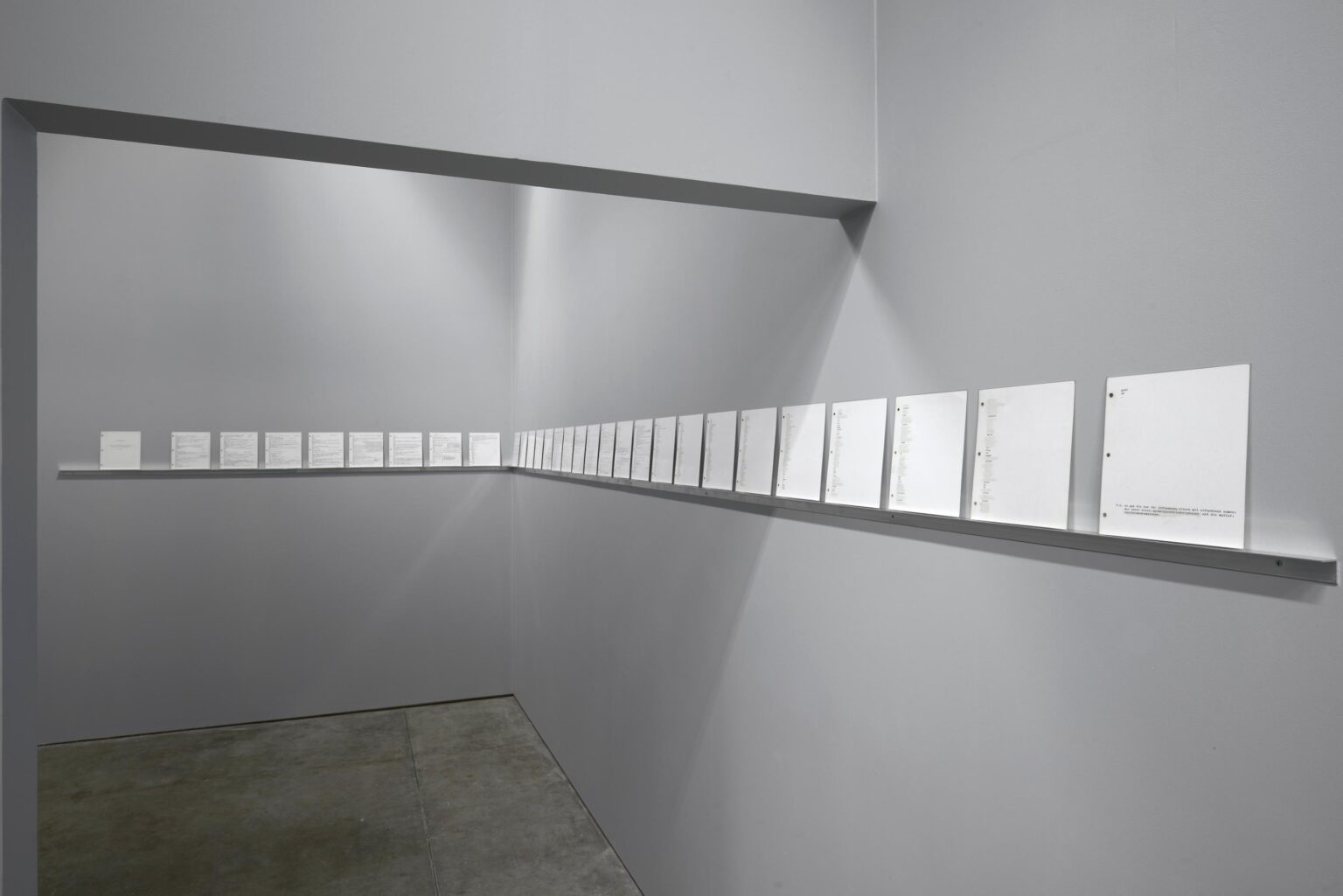 Horizontal Composition on a Vertical Documentation - Suchan Kinoshita 