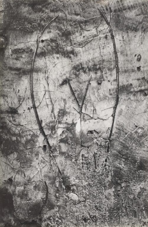 Untitled (L´Amour) – Graffiti - Brassaï 