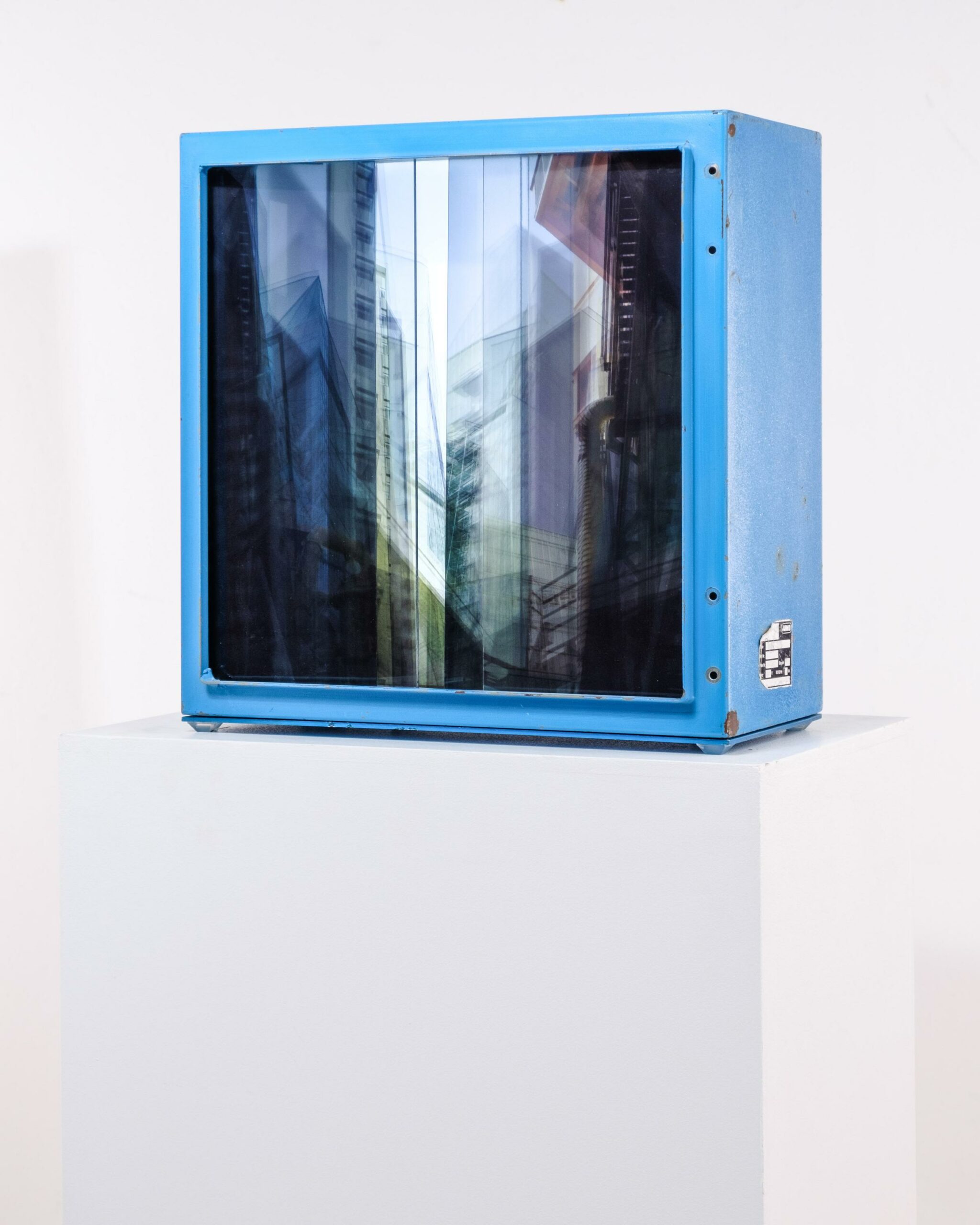 LIGHT:ROOM V.9 - Alexander  Rosol 