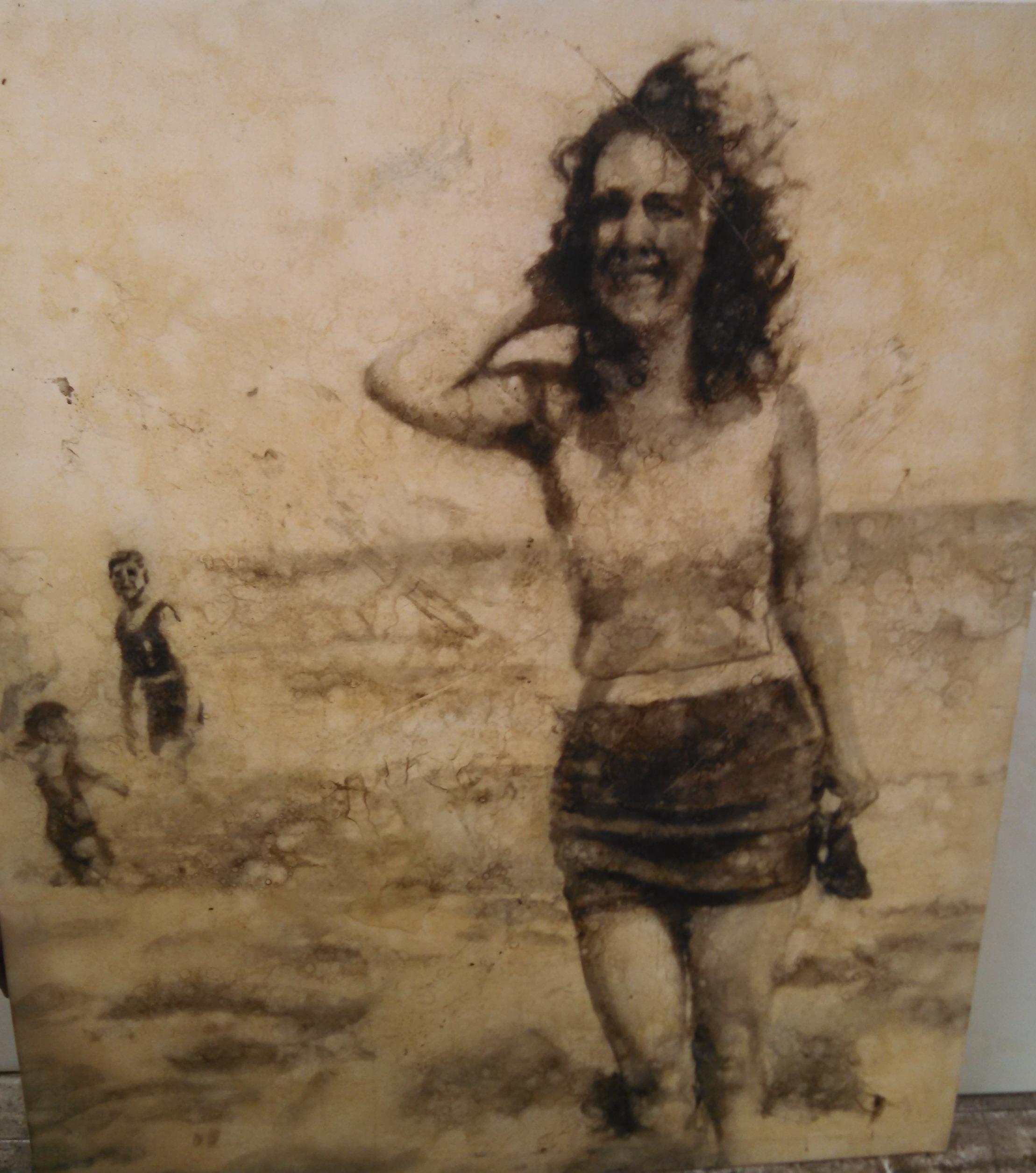 Mujer falda en la playa - Karlos P&eacute;rez 