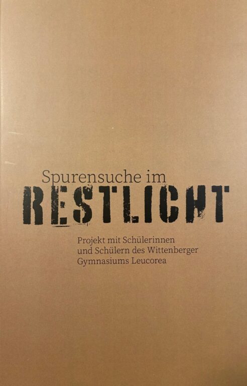 Broschüre zum Schülerprojekt RESTLICHT 
