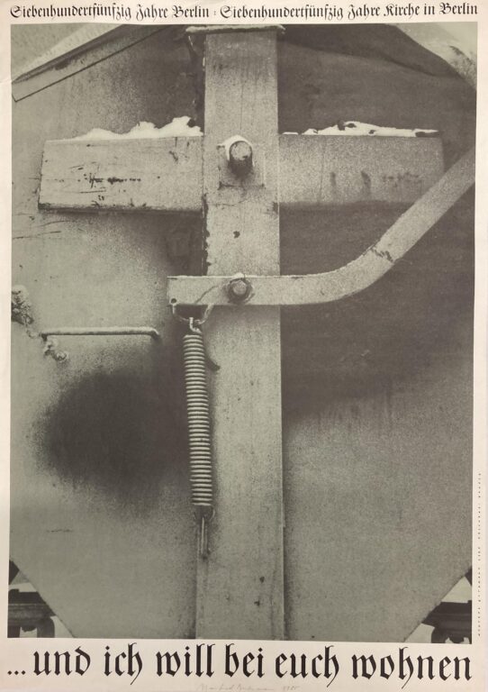 Container. Kreuz (mit Schrift) - Manfred Butzmann 