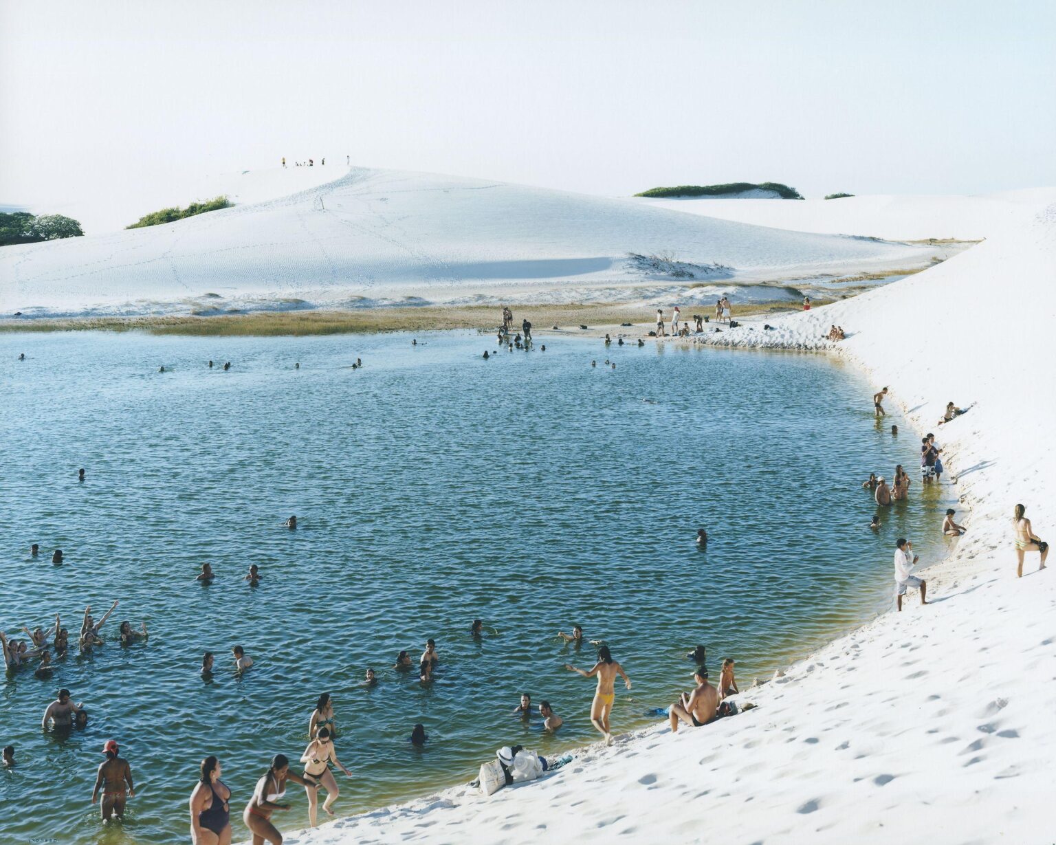 #4665 Lencois Laguna - Massimo Vitali teamspring ImportFile size: high resolution (2362 x 2953 px)