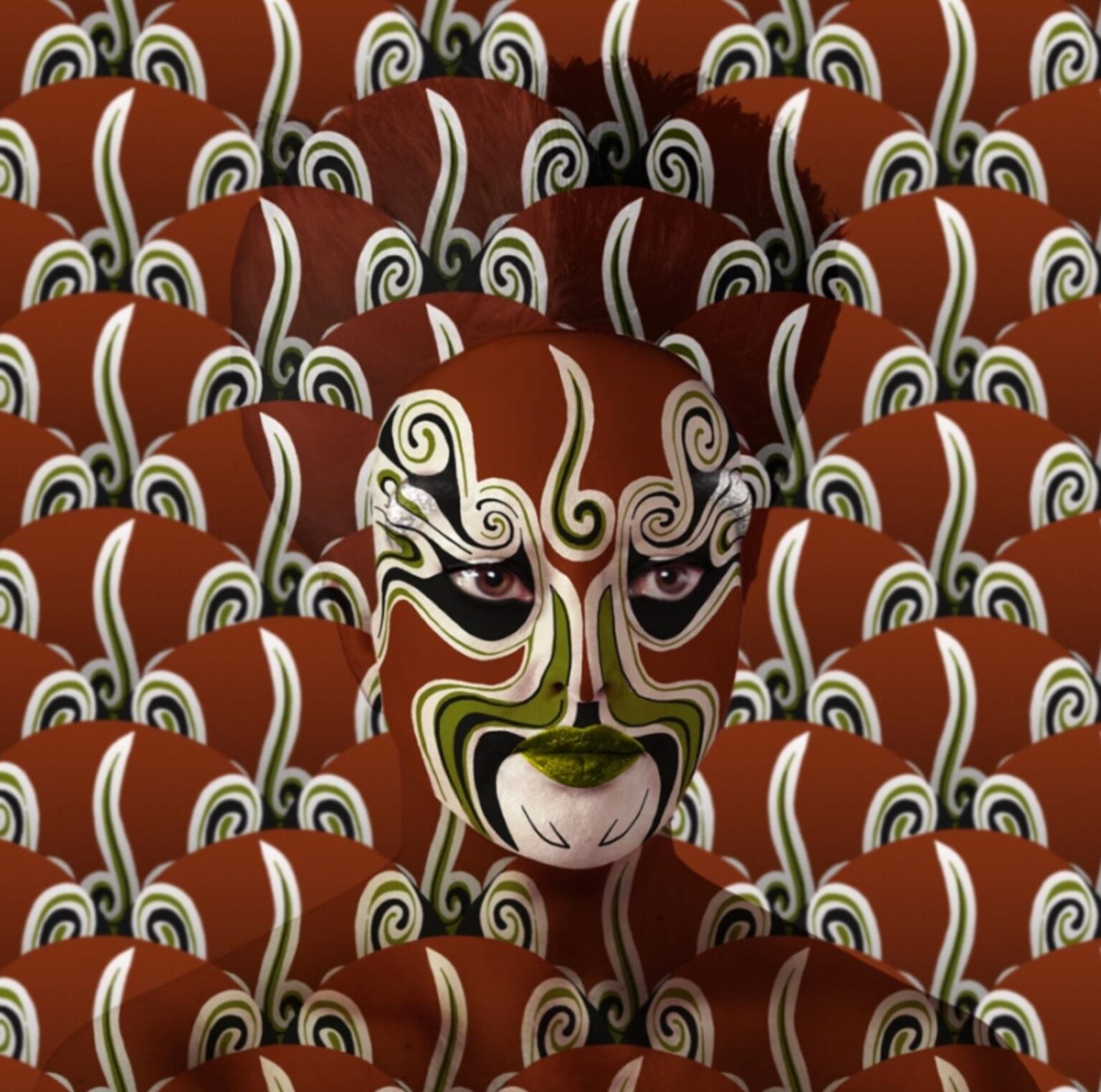 Self-Hybridation Masques de l&rsquo;Op&eacute;ra de P&eacute;kin - ORLAN 