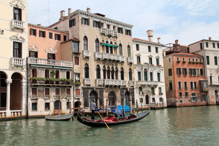 Towards a Roma Project Space Venice 