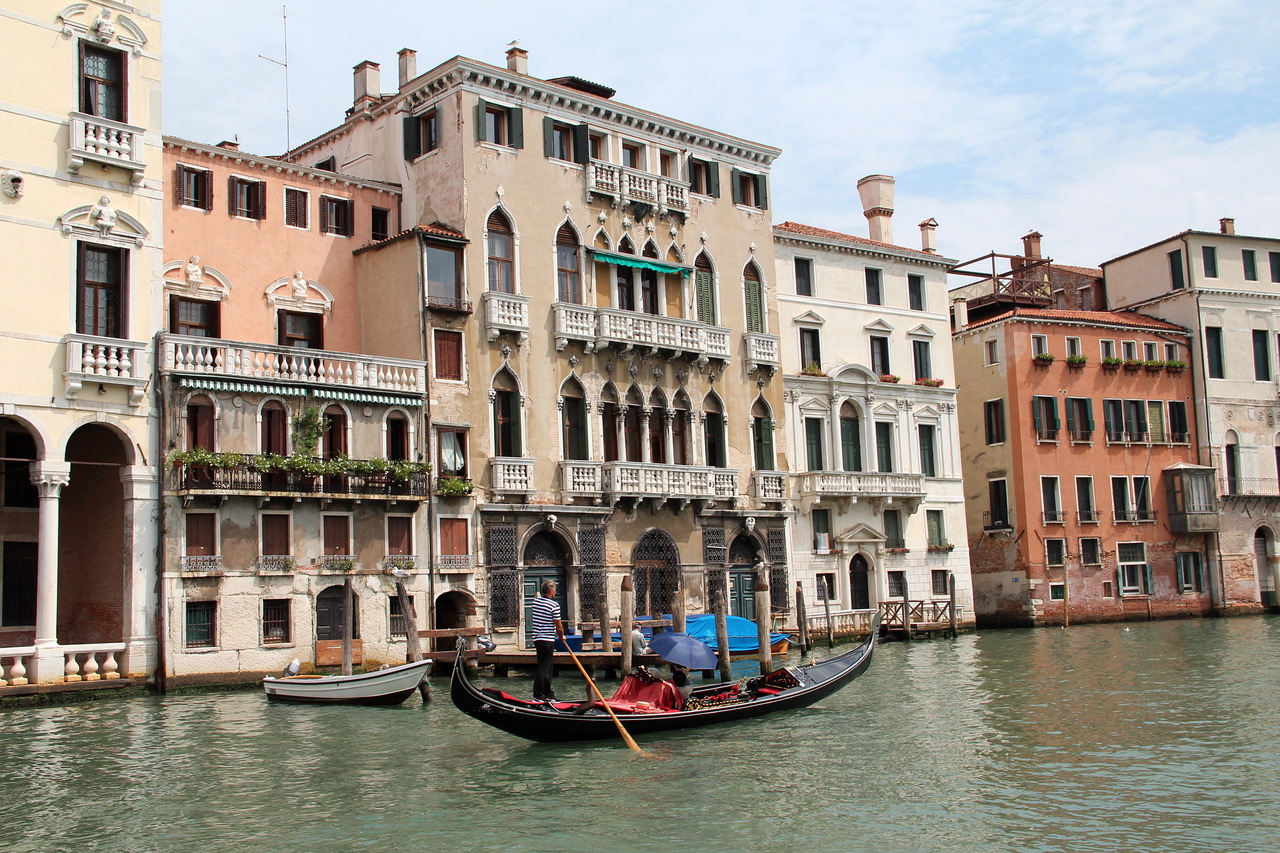 Towards a Roma Project Space Venice 