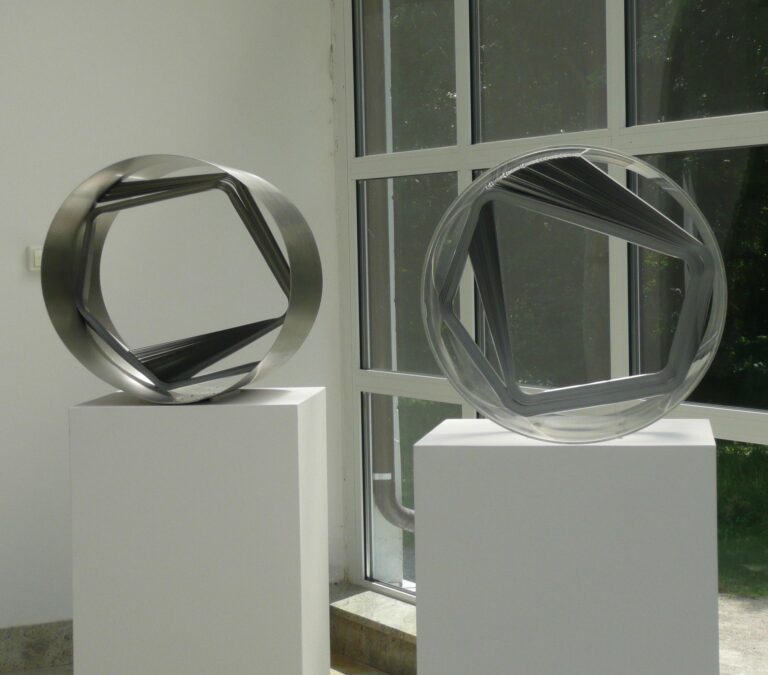 Inner Language - Monika Linhard 