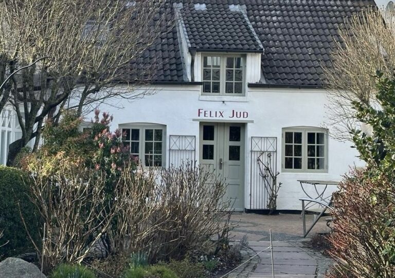 FELIX JUD COTTAGE 