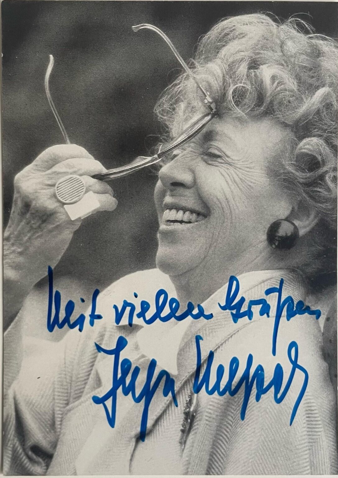 Inge Meisel (1910-2004) – Porträtpostkarte - Wunderkammer 
