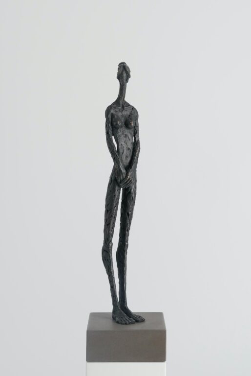 Stehende - Hannes Helmke 