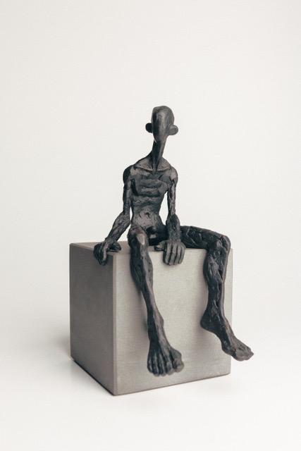 Sitzender - Hannes Helmke 