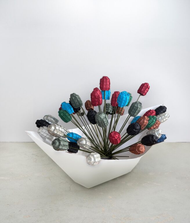 Paper Boat with Flower Bouquet - Margarete Schrüfer 