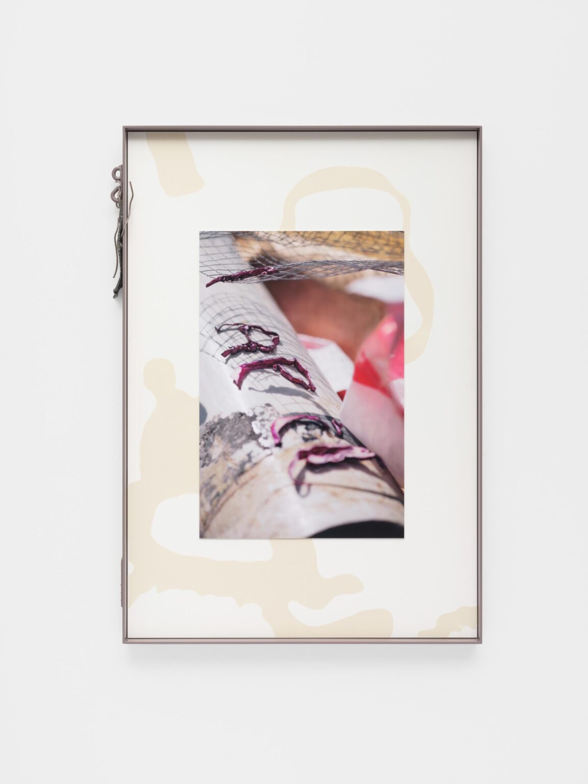 Landings (April, Contours) - Magali Reus 