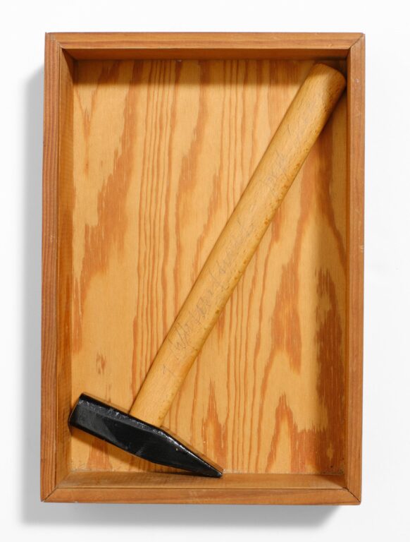 Wirtschaftswert Uecker-Hammer - Joseph Beuys 