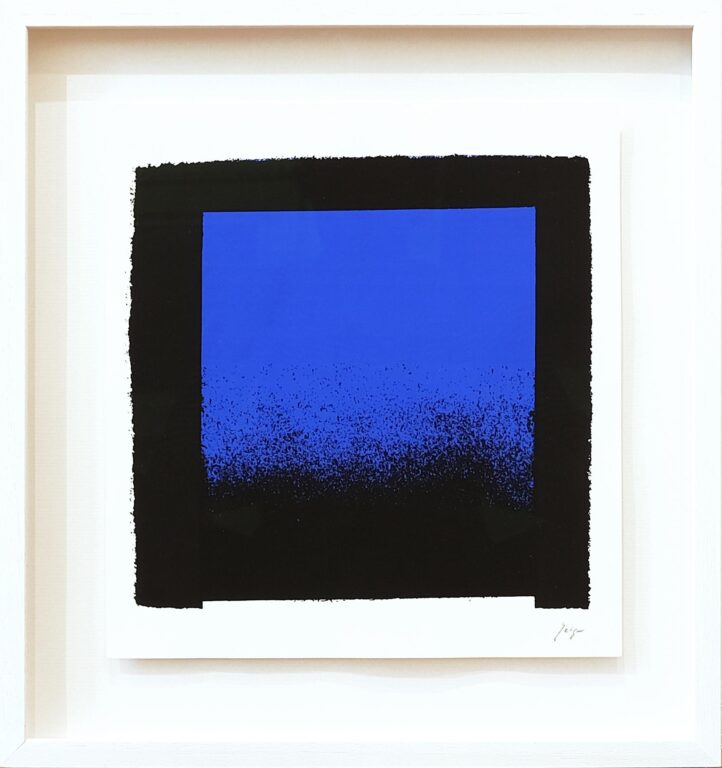 Blaues Fenster (blau-schwarz) - Rupprecht Geiger 